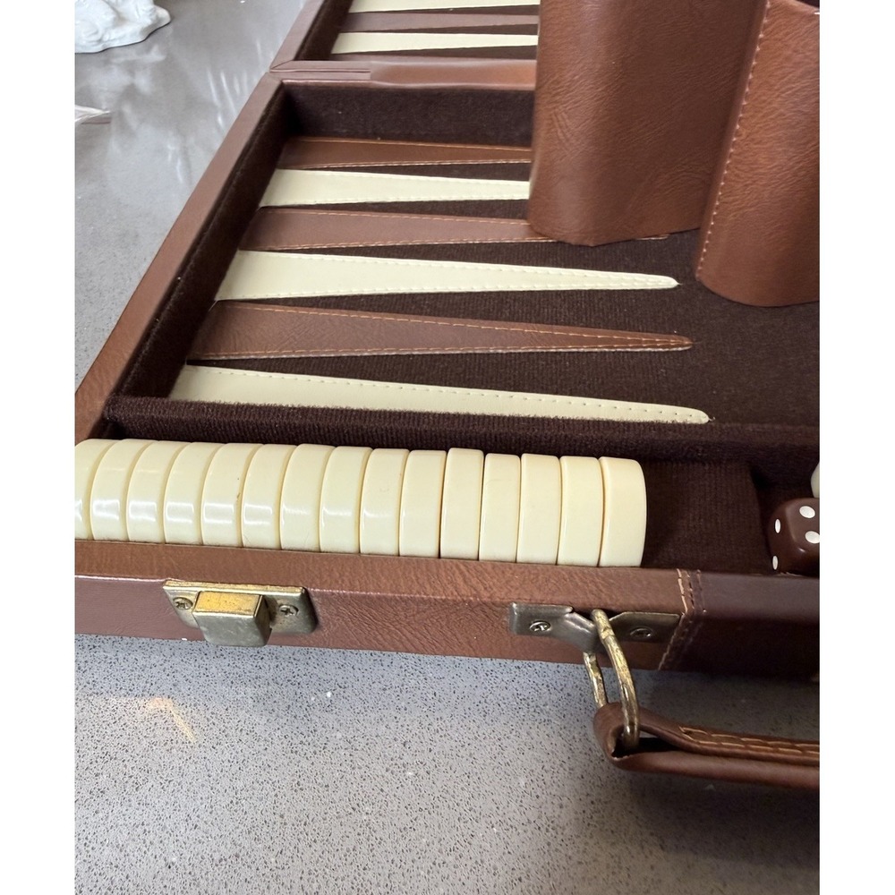 Vintage Backgammon GAME Brown Faux Leather Briefcase Racing Stripe COMPLETE GUC - Picture 6 of 16